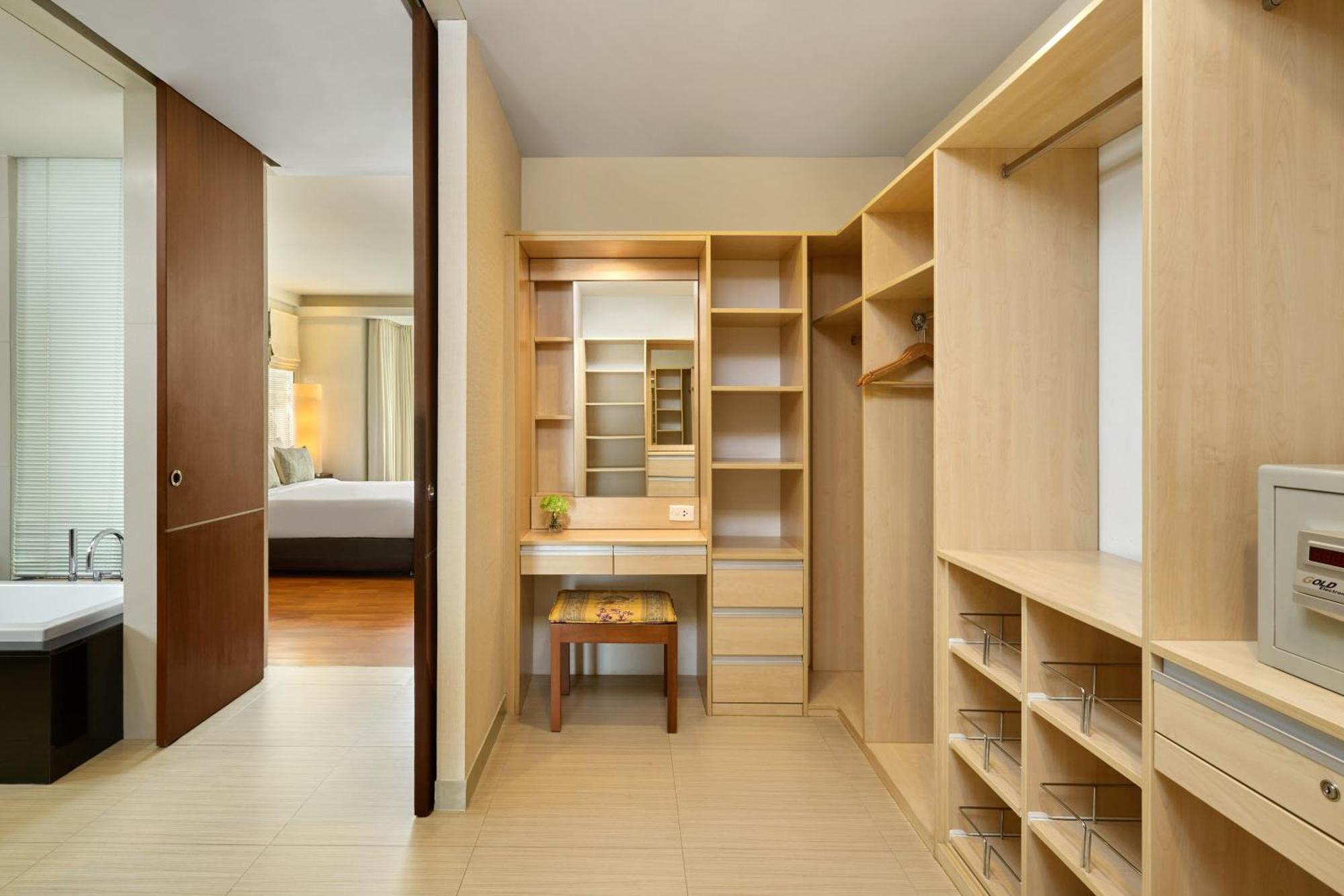 The Park Nine Hotel Srinakarin 방콕 외부 사진