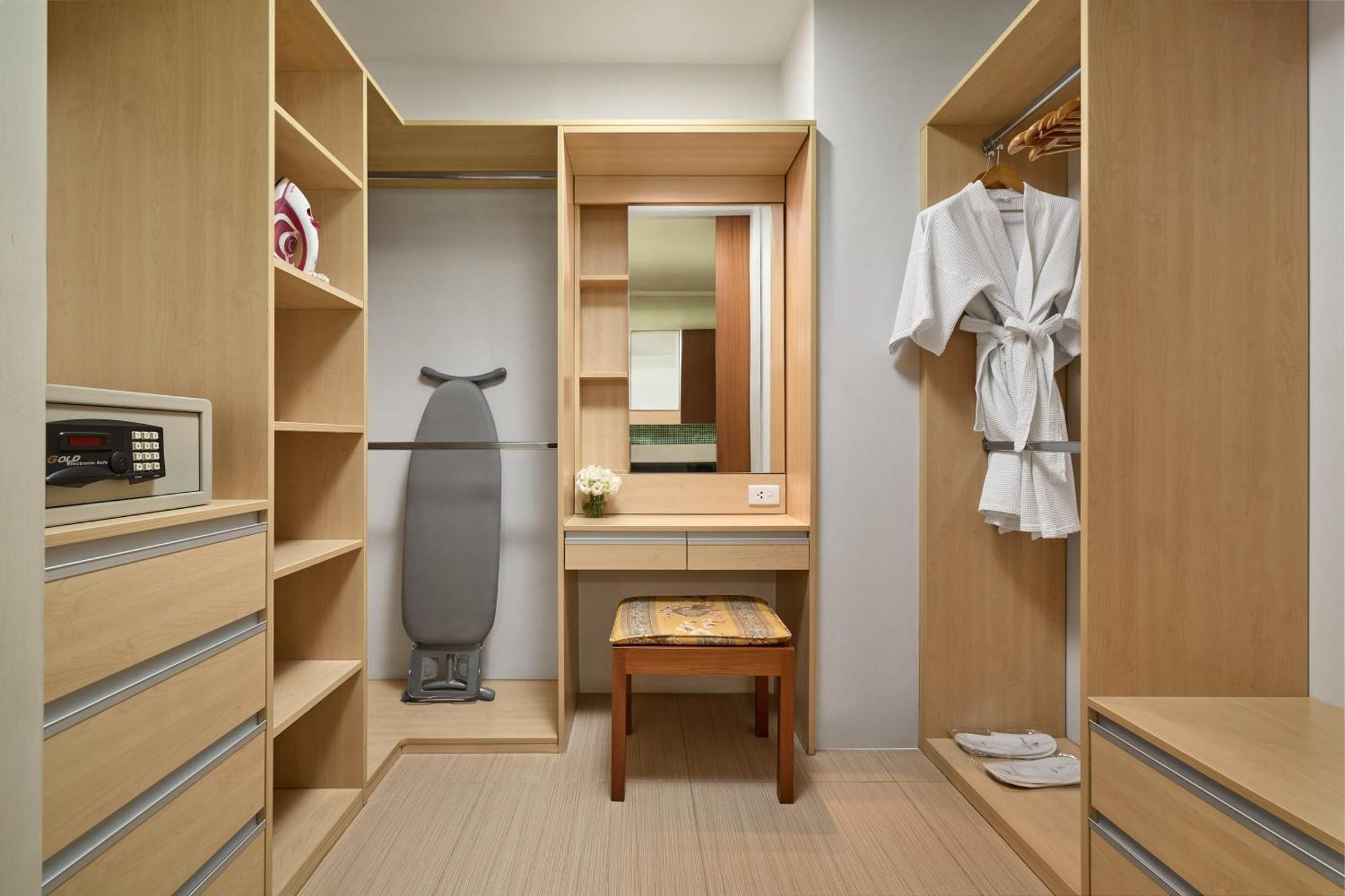 The Park Nine Hotel Srinakarin 방콕 객실 사진